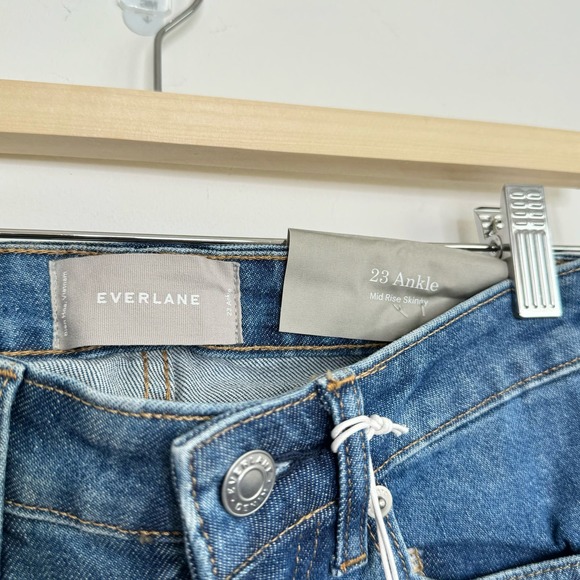 EVERLANE | NWT Mid Rise Skinny Jeans | 23 Ankle - Picture 5 of 5